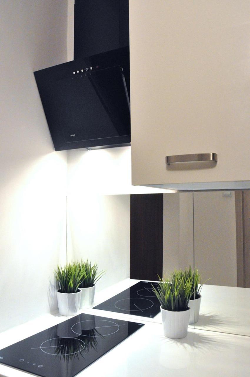 Nice And Comfy Studio Close To Old Town And Metro. Varsavia Esterno foto
